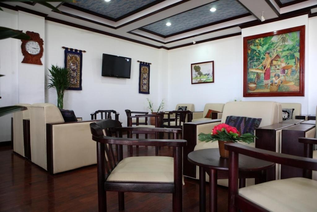 Vansana Riverside Hotel Vientiane Buitenkant foto