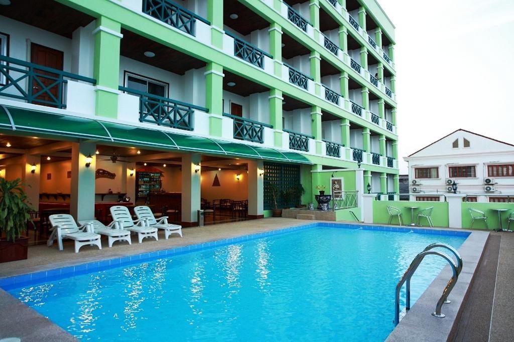 Vansana Riverside Hotel Vientiane Buitenkant foto